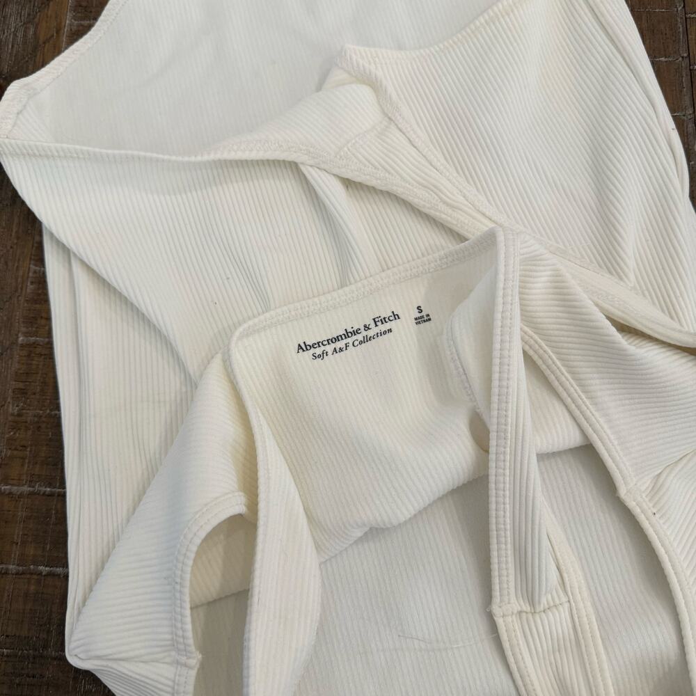 Abercrombie never worn white ribbed bodysuit - Picture 7 of 7